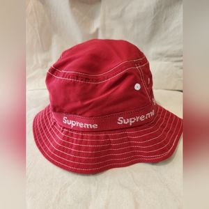 SUPREME HAT
